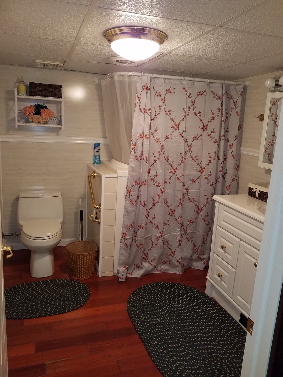 downstairs bathroom