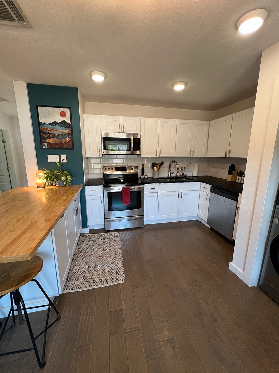 Furnished Finder property 895480_1 photo 9