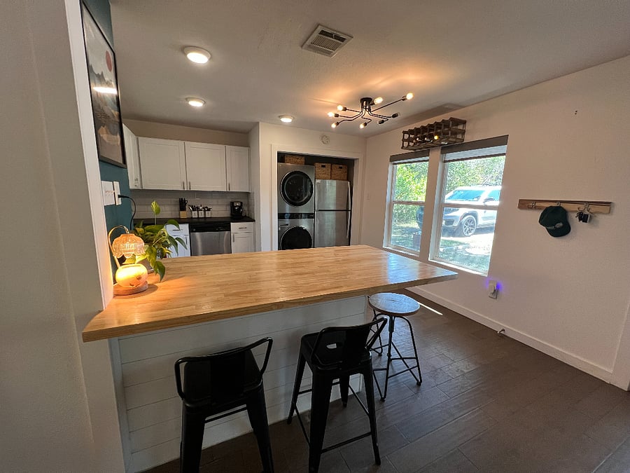 Furnished Finder property 895480_1 photo 14
