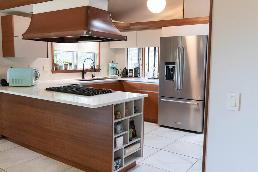 Fully Updated Modern Kitchen
