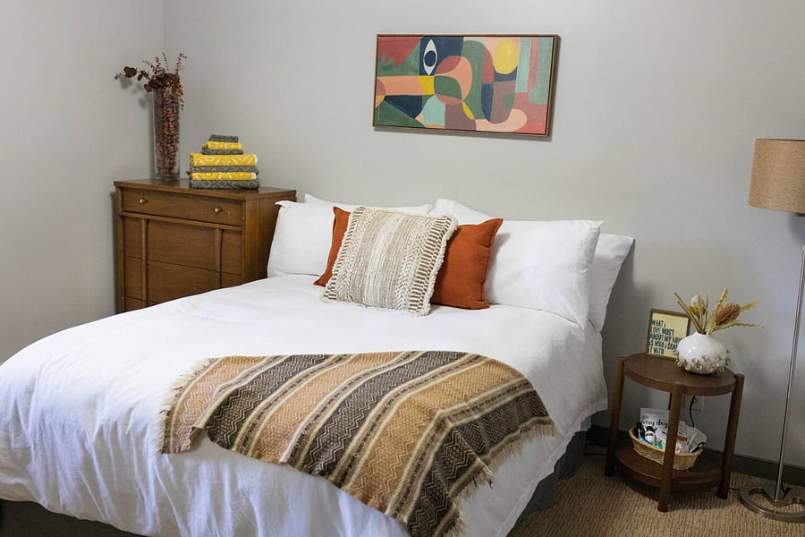 Queen Bed
