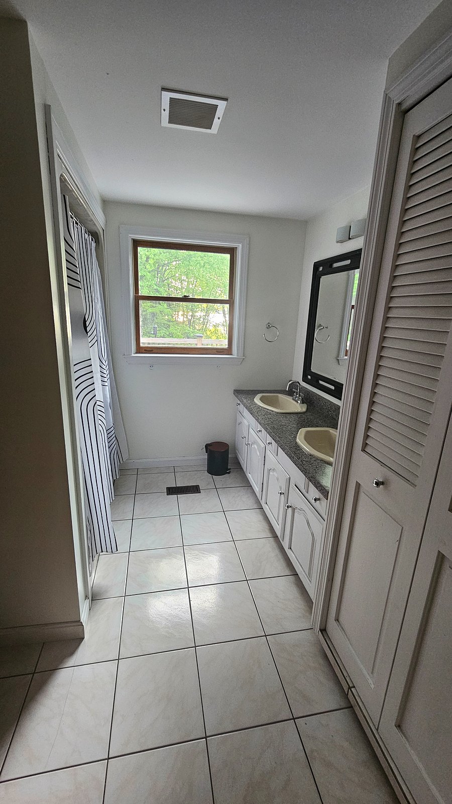 Furnished Finder property 895499_1 photo 18