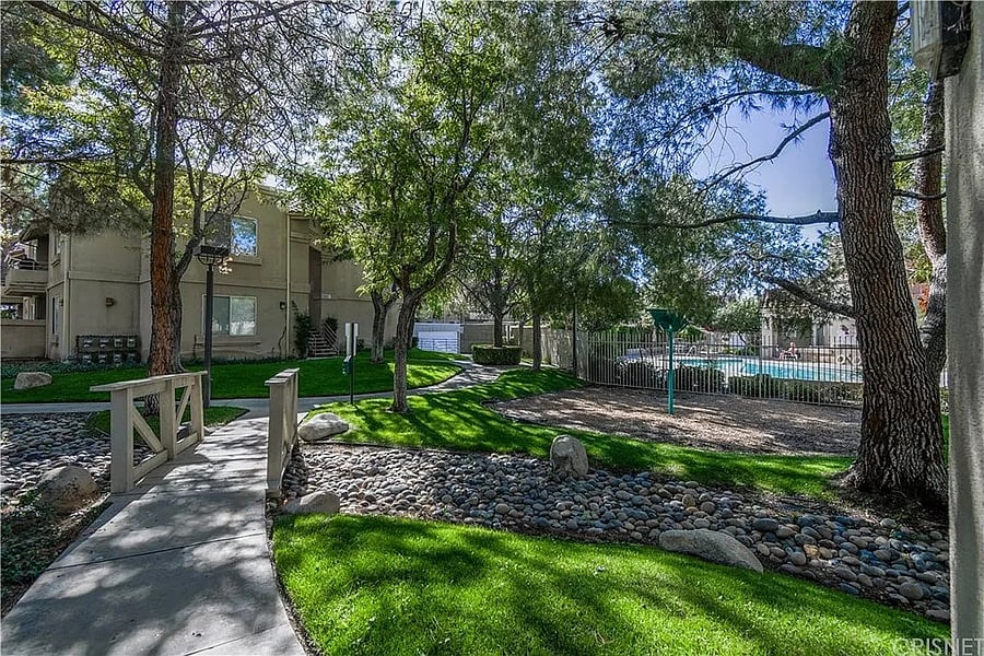 Furnished Finder property 895504_1 photo 2