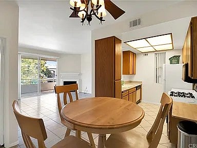 Furnished Finder property 895504_1 photo 9