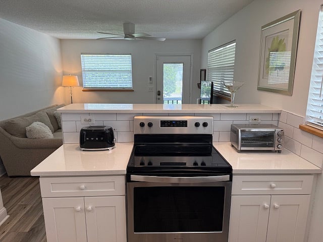 Furnished Finder property 895506_1 photo 16
