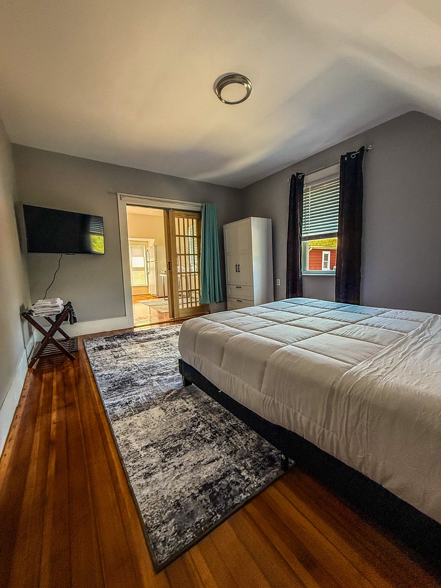 Furnished Finder property 895520_1 photo 7