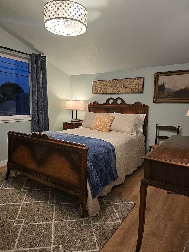 Blue room at night w/updated bedding.