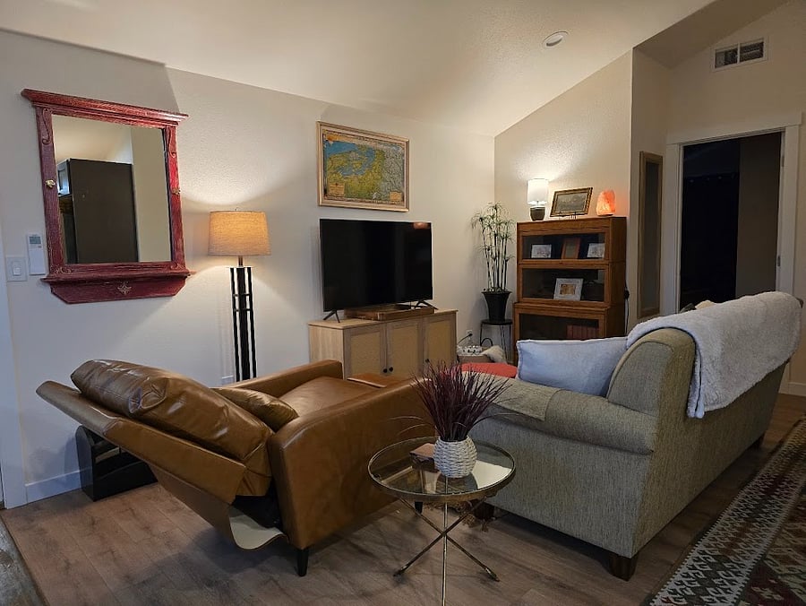 Furnished Finder property 895534_1 photo 18