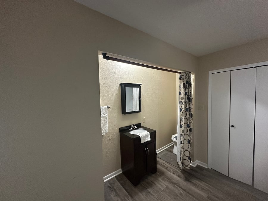 Furnished Finder property 895547_1 photo 12
