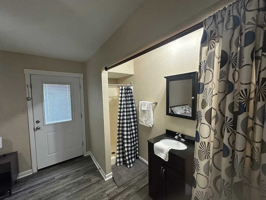 Furnished Finder property 895547_1 photo 11