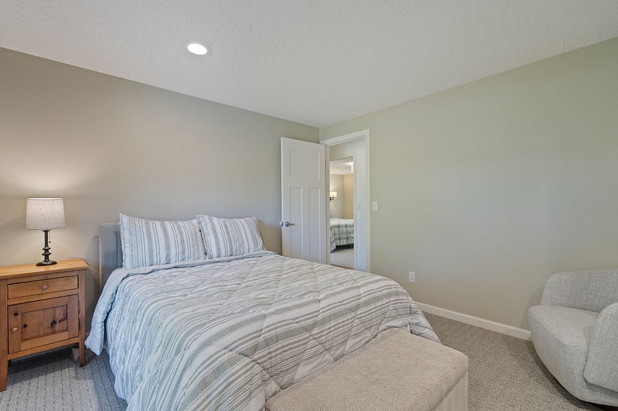 Furnished Finder property 895548_1 photo 25