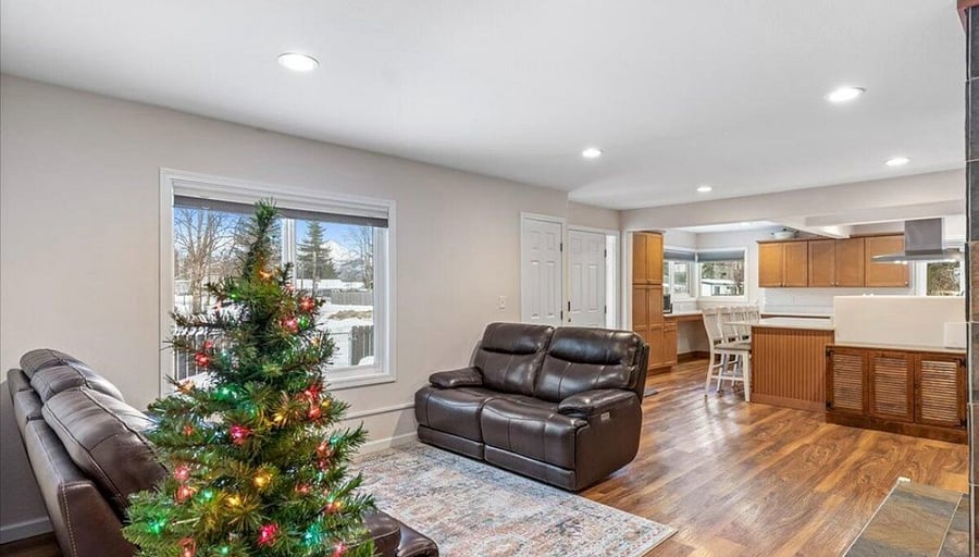 Furnished Finder property 895552_1 photo 22