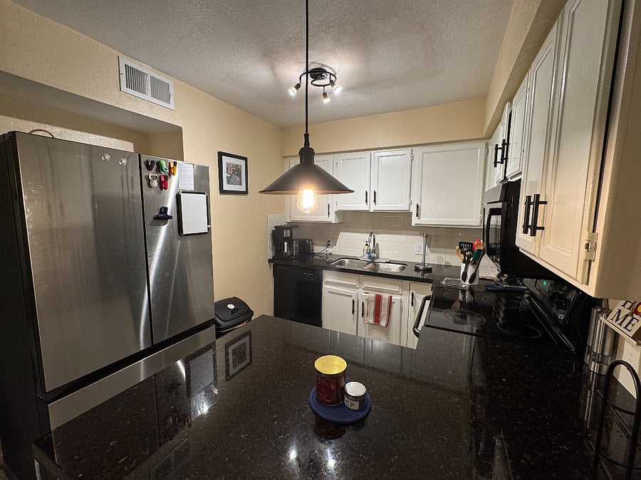 Furnished Finder property 895572_1 photo 3