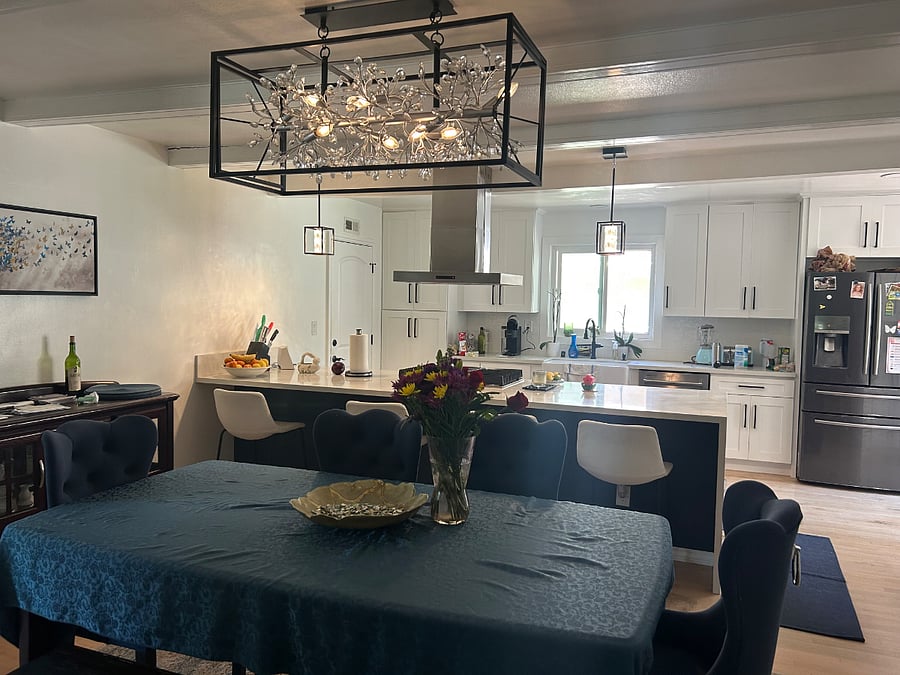 Dining room table