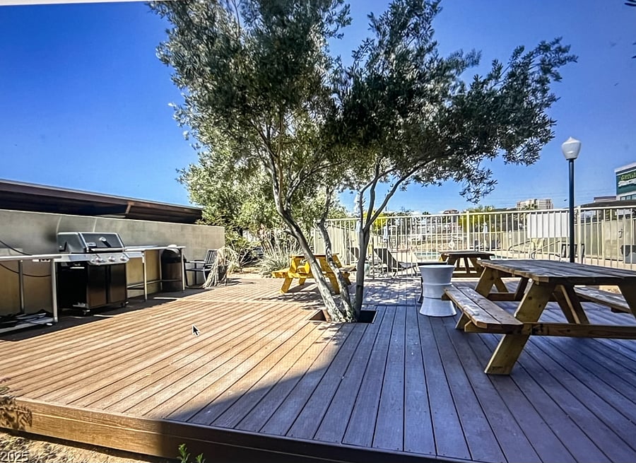 Furnished Finder property 895589_1 photo 21