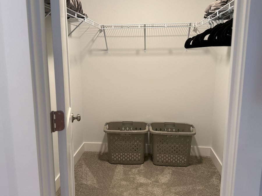 Furnished Finder property 895601_1 photo 17