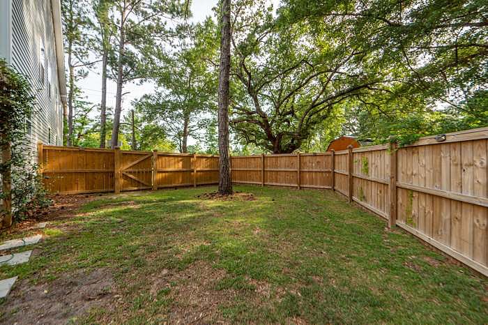Furnished Finder property 895601_1 photo 36