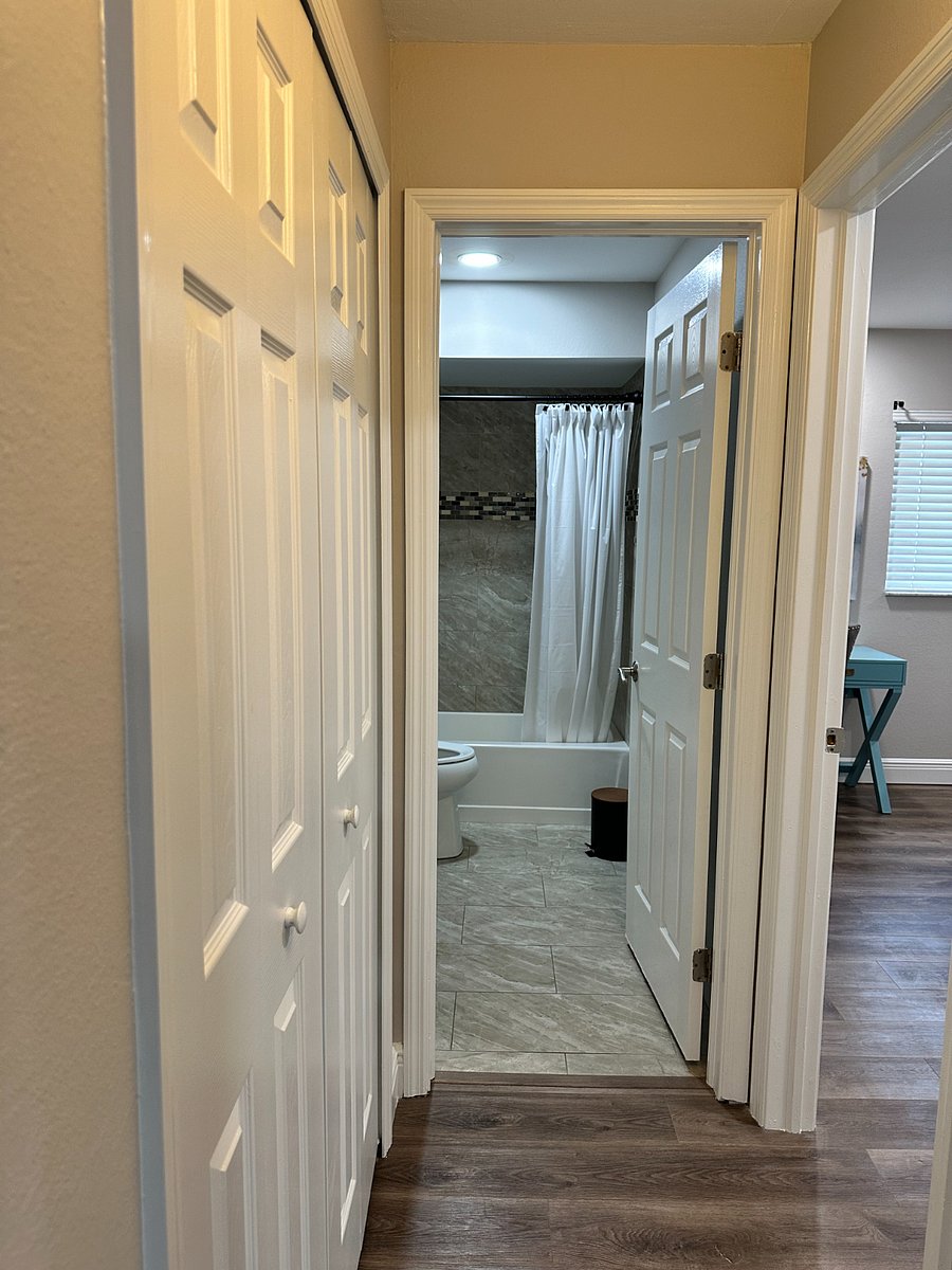 Furnished Finder property 895610_1 photo 9