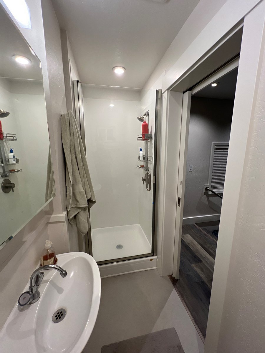 Furnished Finder property 895671_1 photo 22
