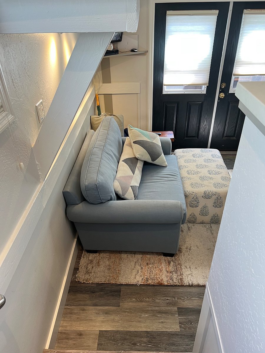 Furnished Finder property 895671_1 photo 28