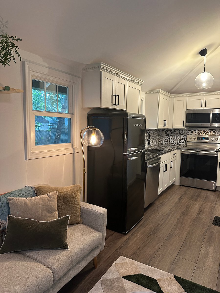 Furnished Finder property 895674_1 photo 9