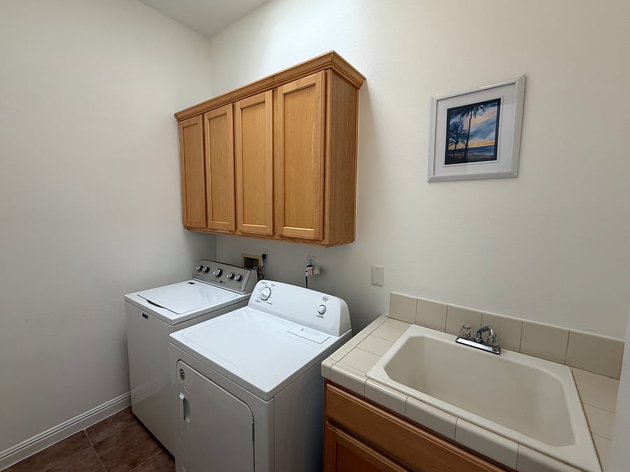Furnished Finder property 895680_1 photo 17