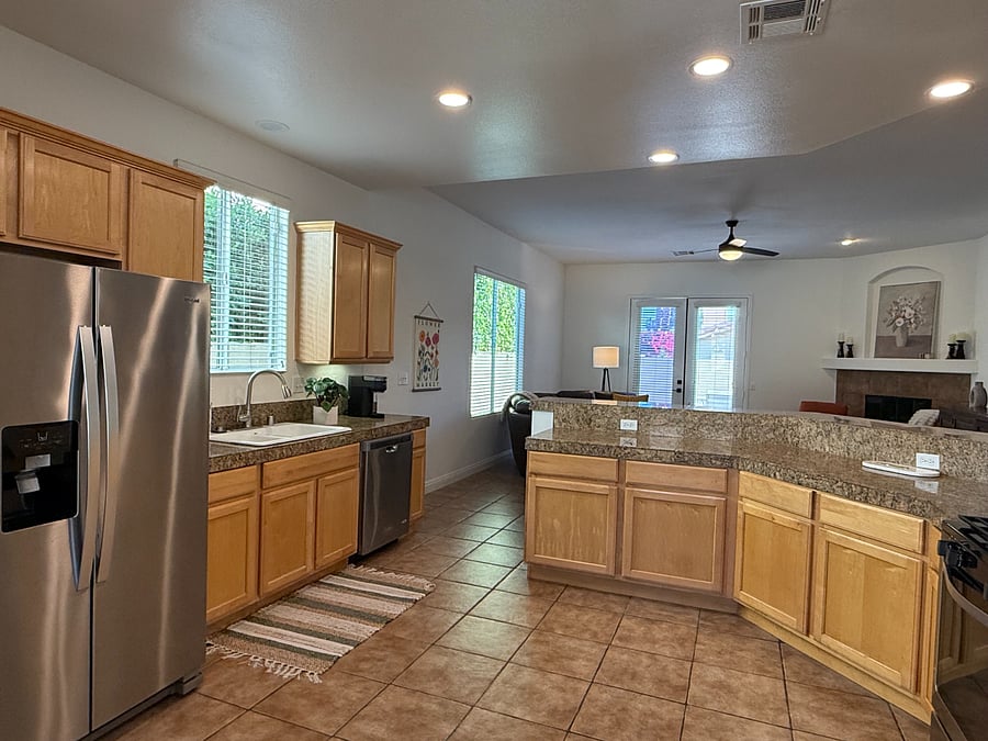 Furnished Finder property 895680_1 photo 14