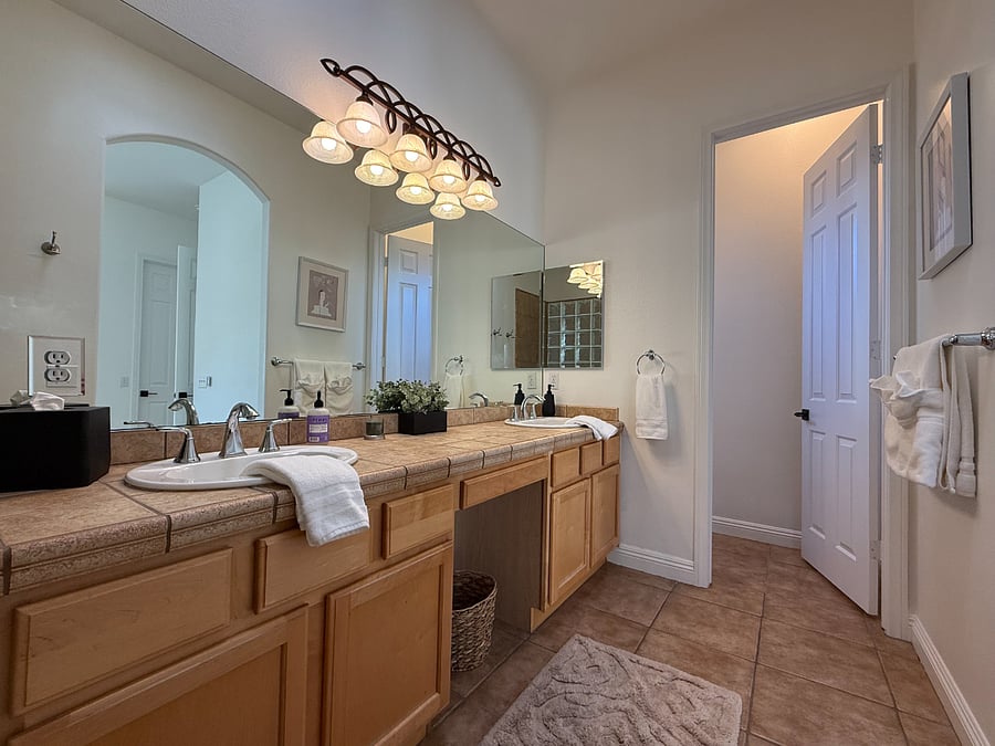Furnished Finder property 895680_1 photo 24