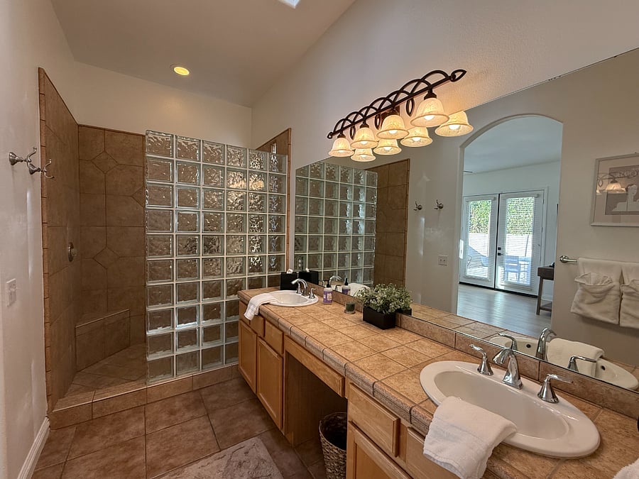 Furnished Finder property 895680_1 photo 25