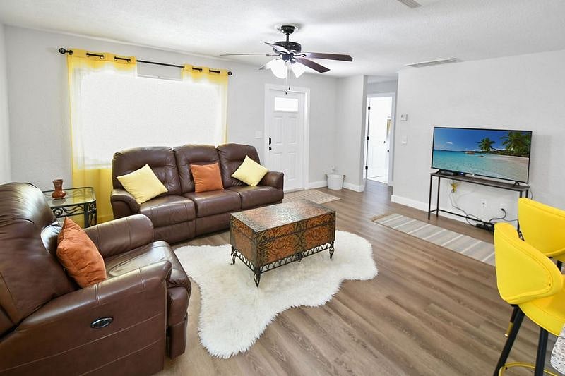Furnished Finder property 895696_1 photo 9