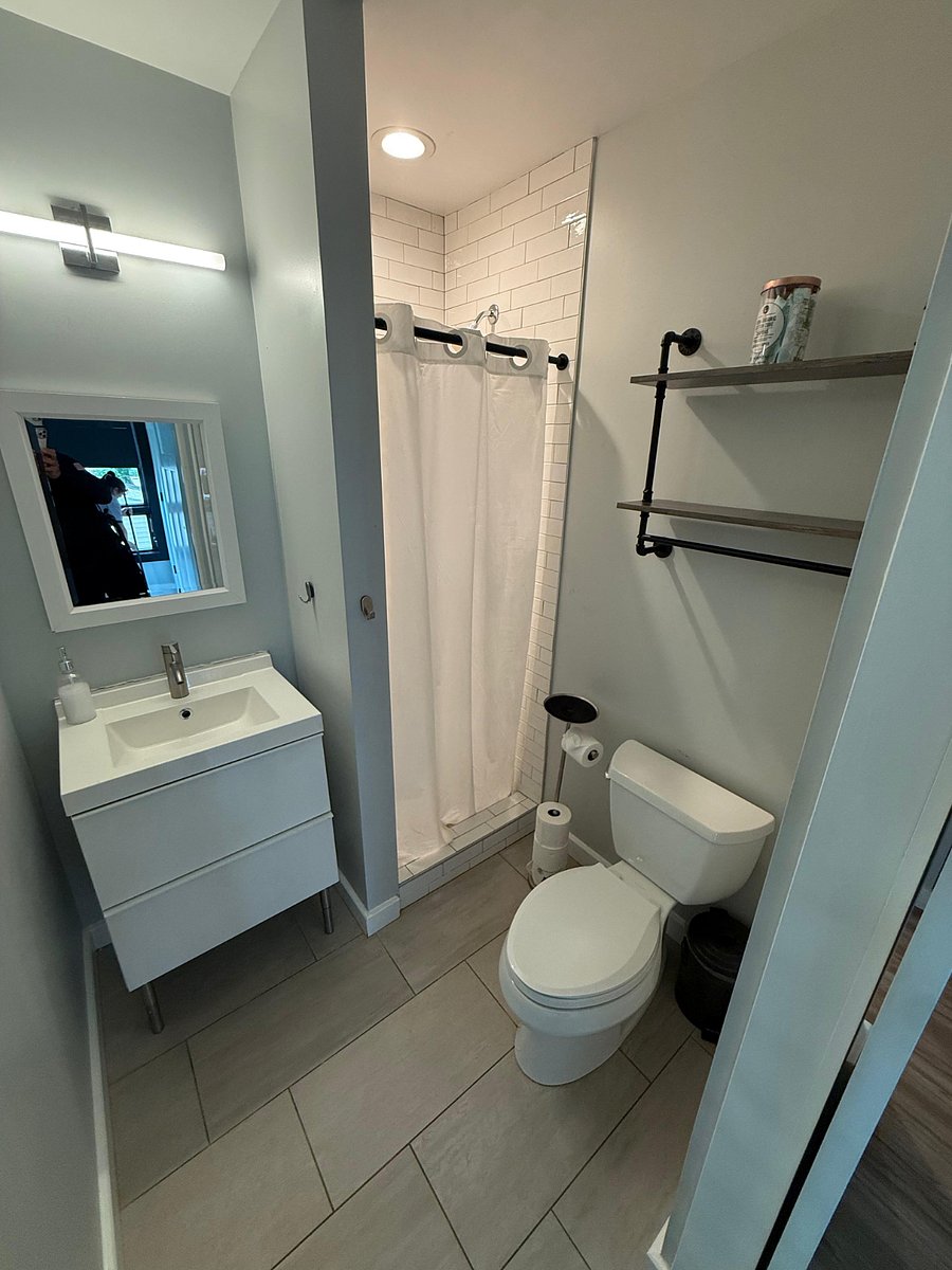 Furnished Finder property 895715_1 photo 24