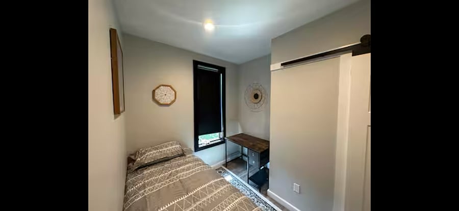 Furnished Finder property 895715_1 photo 25