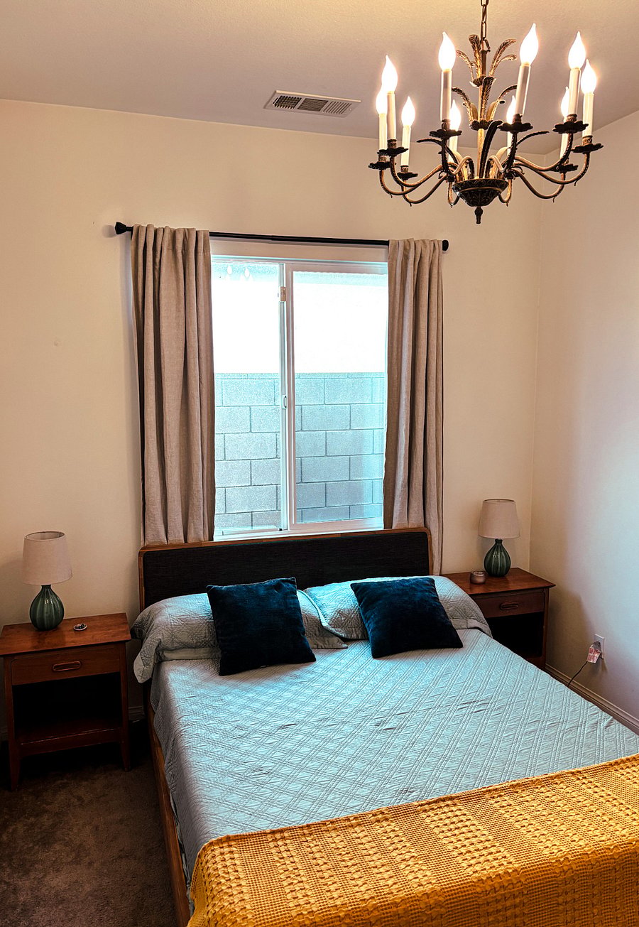 Bedroom 4 with queen bed.
