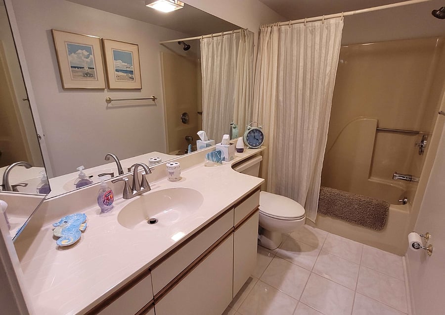 Guest Bathroom