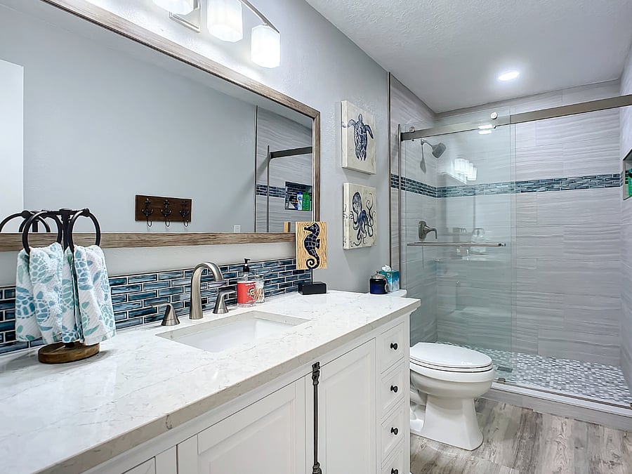 Guest Bath 