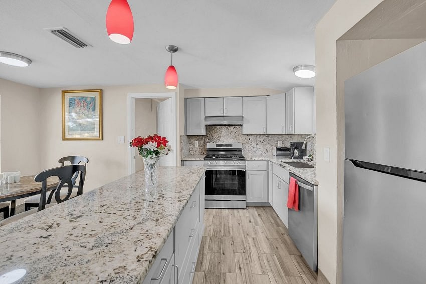 Furnished Finder property 895763_1 photo 9