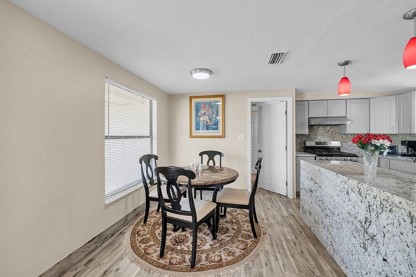 Furnished Finder property 895763_1 photo 8