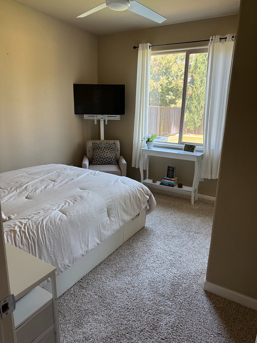 Furnished Finder property 895789_1 photo 3