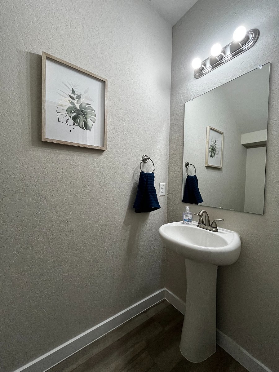 Furnished Finder property 895795_1 photo 25