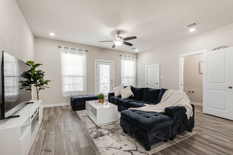 Furnished Finder property 895795_1 photo 3