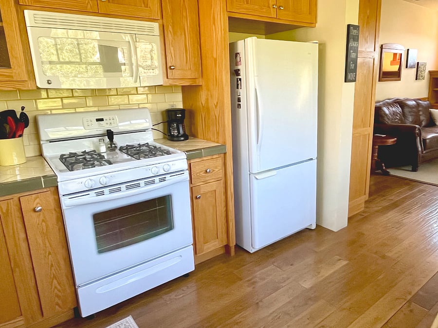 Full-sized appliances.