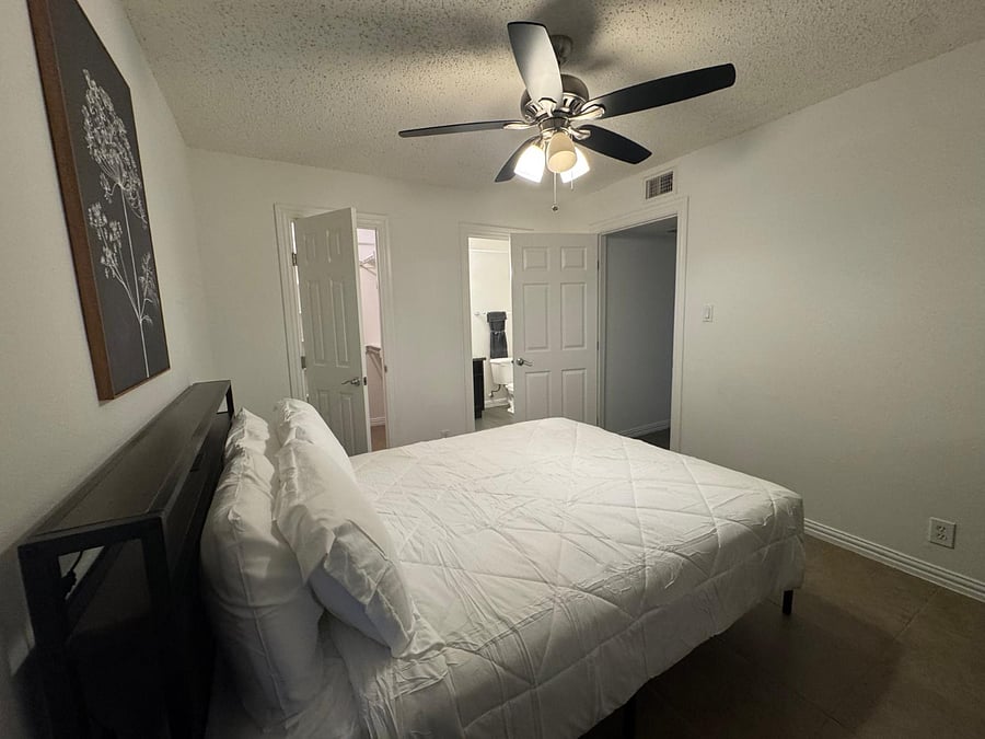 Furnished Finder property 895809_1 photo 9