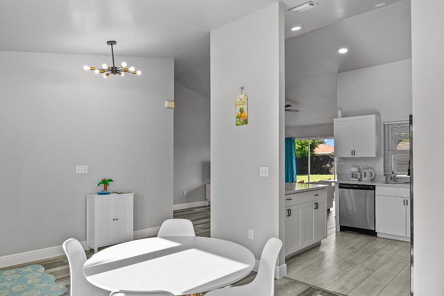 Furnished Finder property 895823_1 photo 13