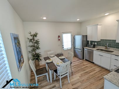 Furnished Finder property 895825_1 photo 6