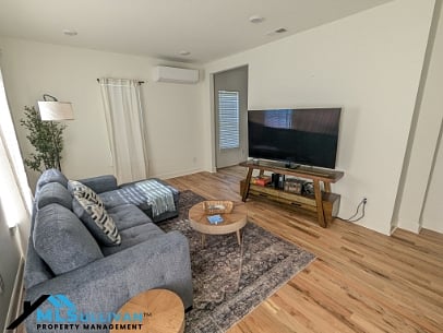 Furnished Finder property 895825_1 photo 7