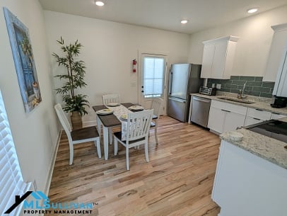 Furnished Finder property 895825_1 photo 4