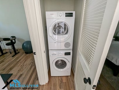 Furnished Finder property 895825_1 photo 11
