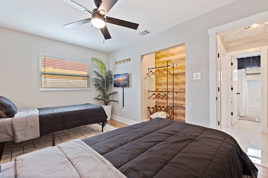 Furnished Finder property 895828_1 photo 12