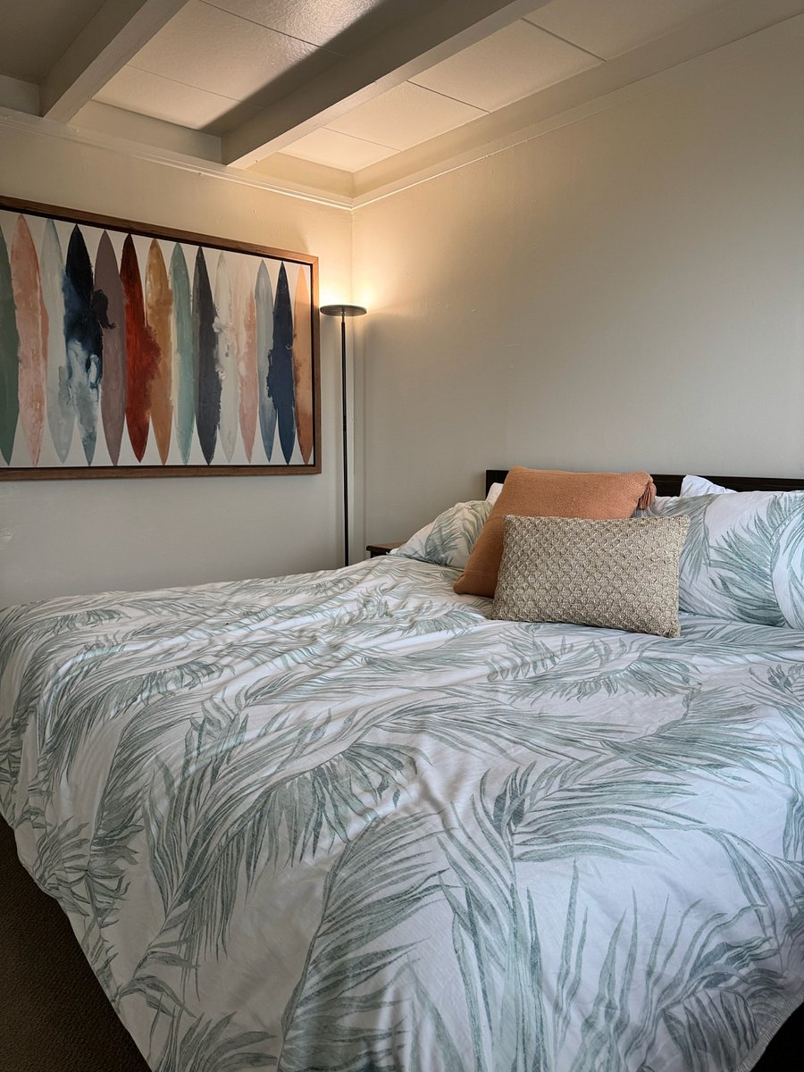 Bedroom 3 with King Bed