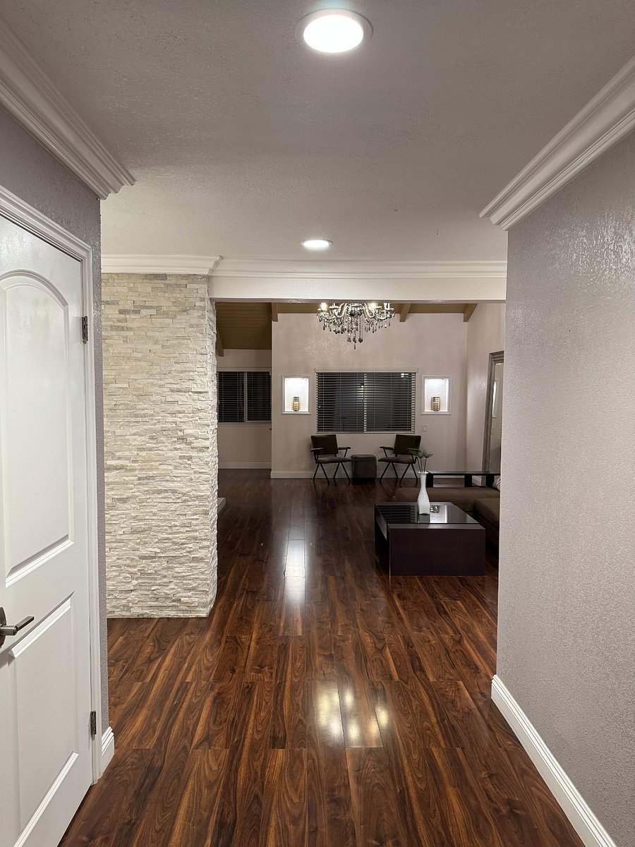 Furnished Finder property 895852_1 photo 27